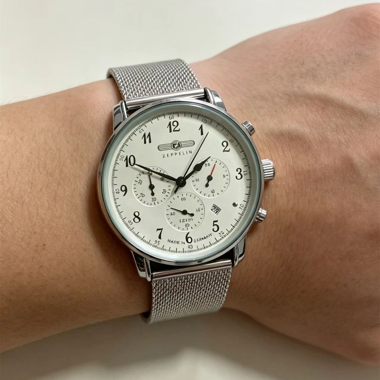 Reloj de Cuarzo Zeppelin para  - Mens Fashion Trend 2026 reseña y precio